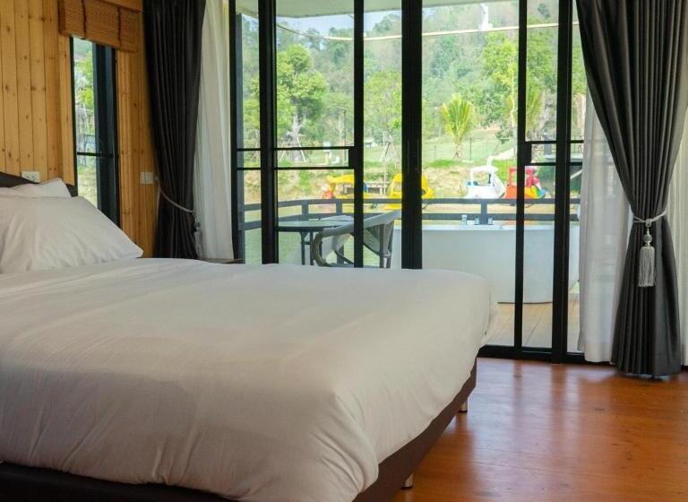 منتجع Chiangrung Park