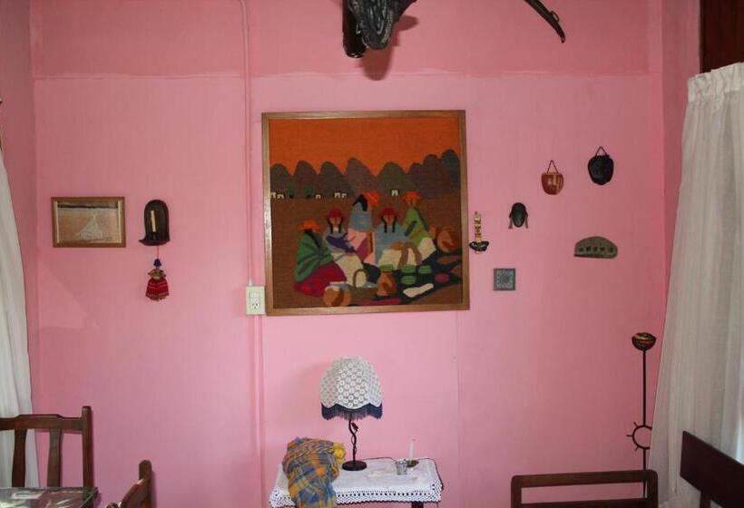 הוסטל Posada De La Rosarito