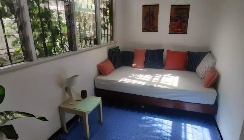 تختخواب و صبحانه La Villa Tcha Tcha