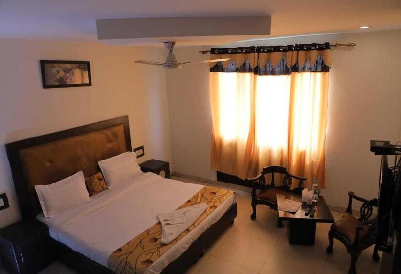 فندق Collection O 81064 Drive In