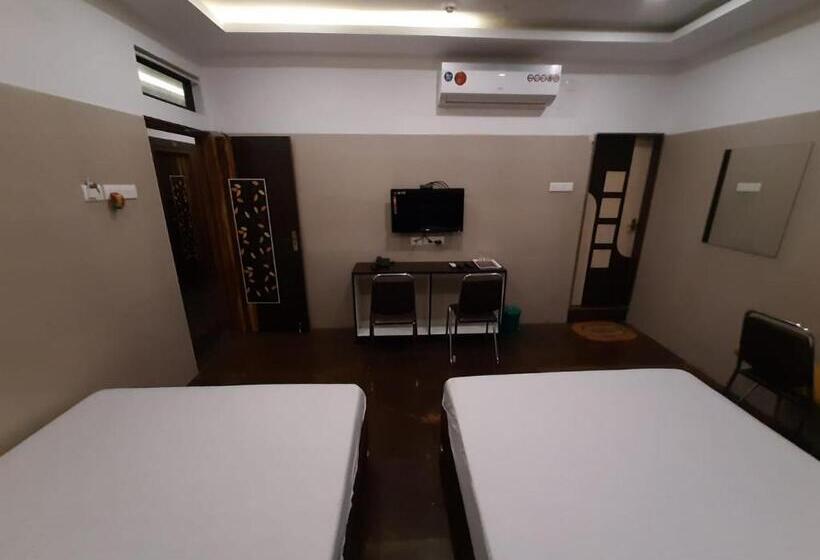 Отель Kjrresidency& Rooms