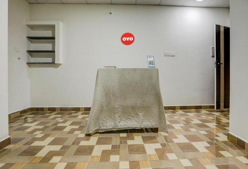 Hotel Oyo Flagship Kvk Residency