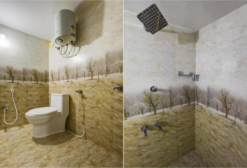 Hotel Oyo Flagship Kvk Residency