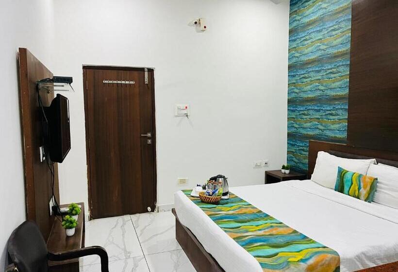 فندق Plaza Airport Zone