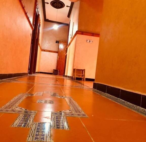 בית מלון כפרי Restaurant Hollywood Africa