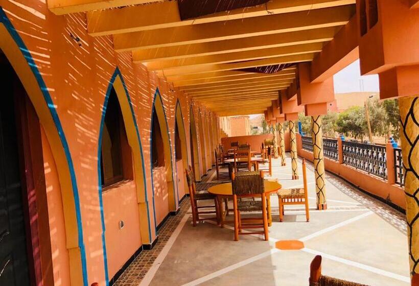 בית מלון כפרי Restaurant Hollywood Africa