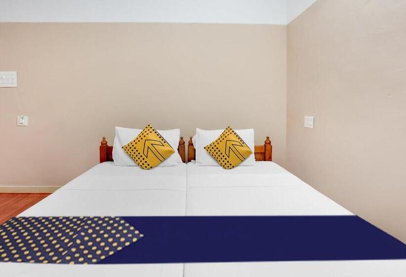 Hotelli Spot On Naaz Residency