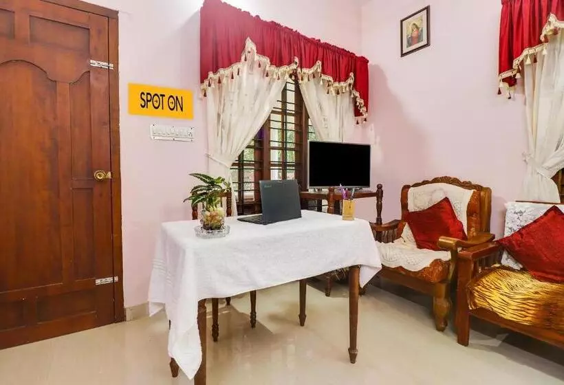ホテル Spot On Naaz Residency