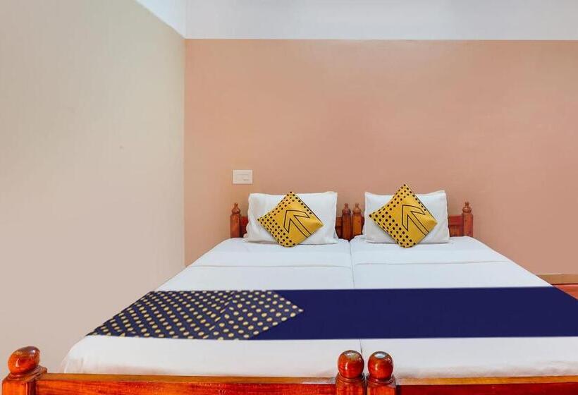 Hotelli Spot On Naaz Residency