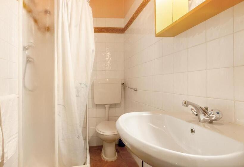 בית מלון כפרי Universal Harmony Poiana