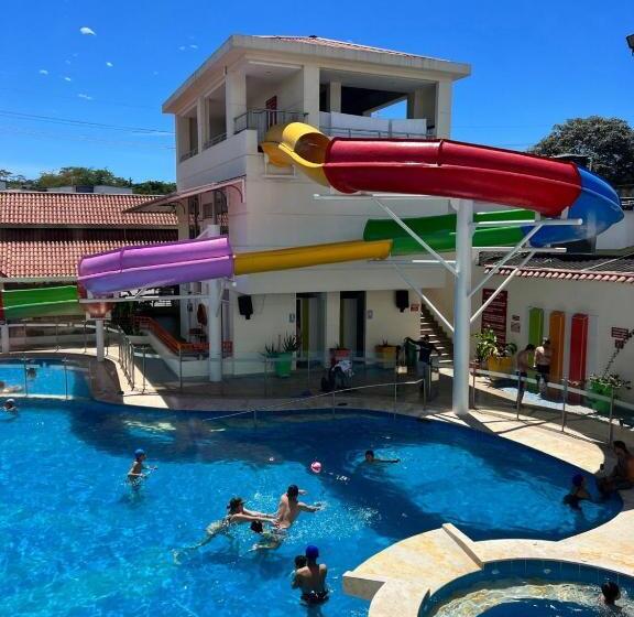 هتل Villa Hasbleidy