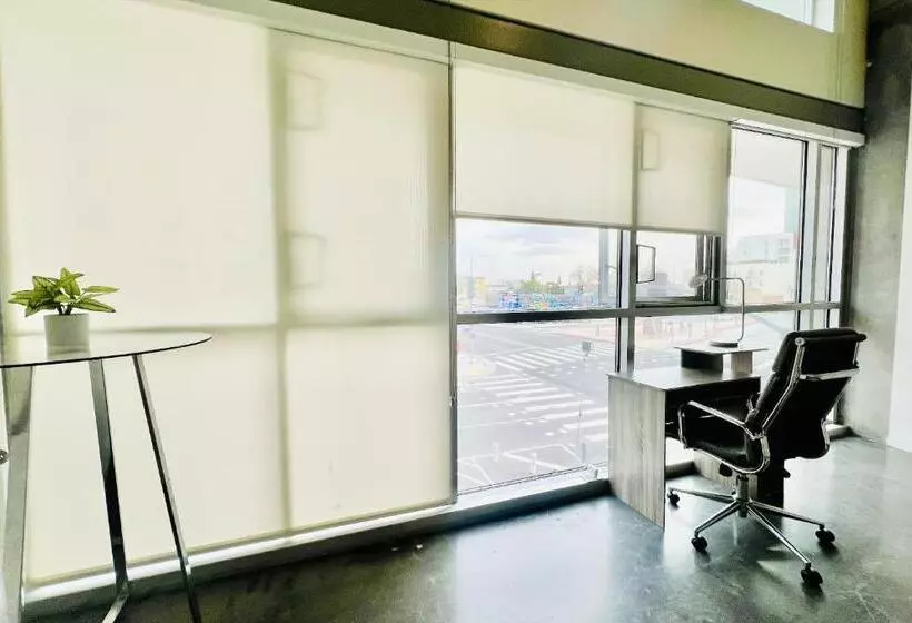 Luxury 2 Level Condo W/ Washer & Dryer