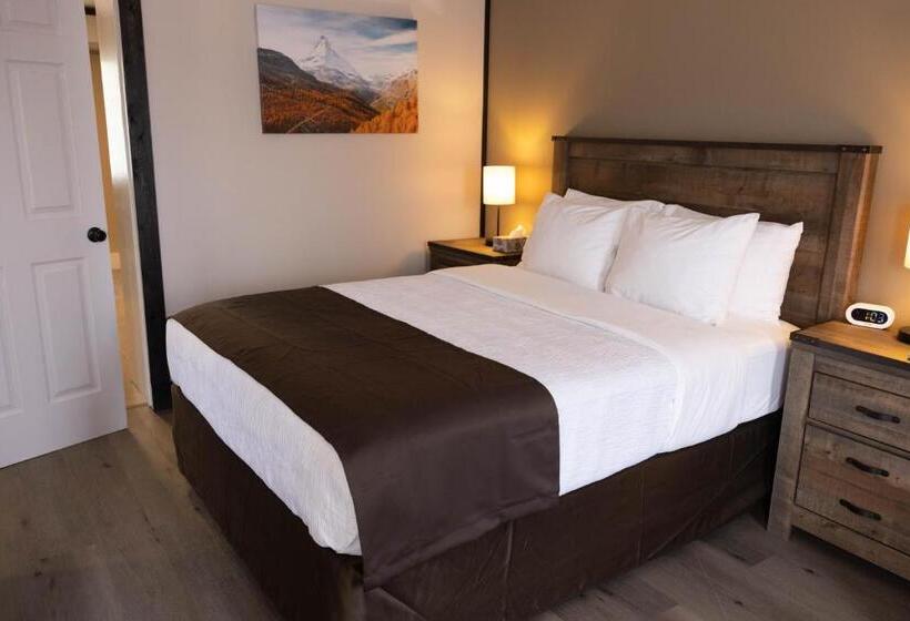 Motel 7 Inn & Suites