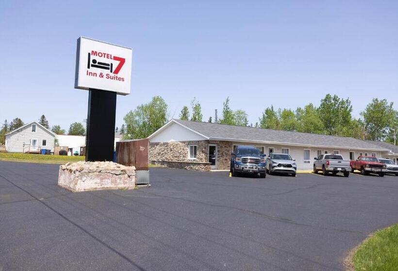 Motel 7 Inn & Suites