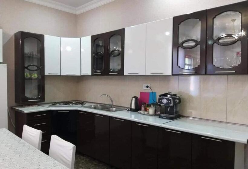 پانسیون Guest House Aisi