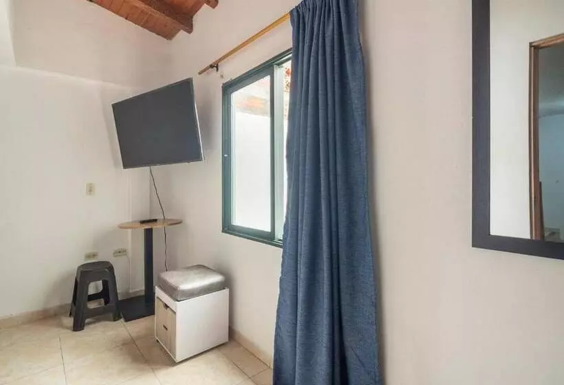 ペンション Letto Hostal