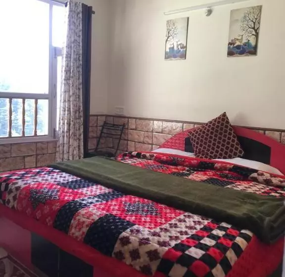 ペンション Shimla Regency