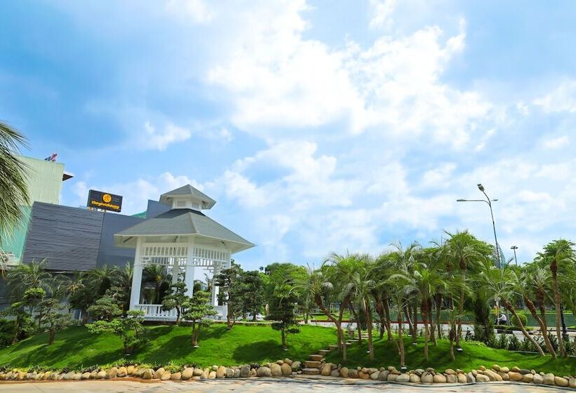 Pleiku Hotel By Gia Lai Tourist