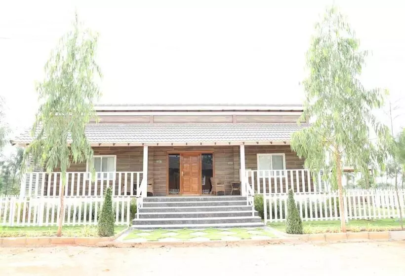 リゾートホテル The Ranch