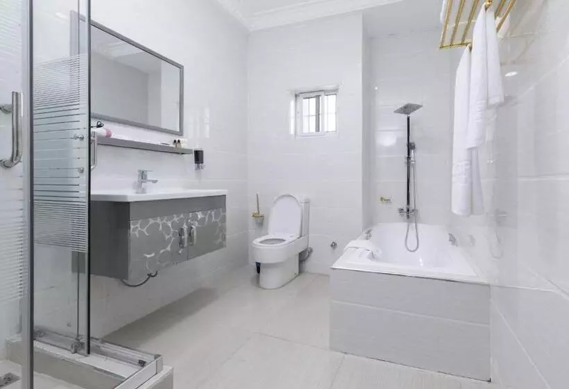 Ag Hotel And Suites