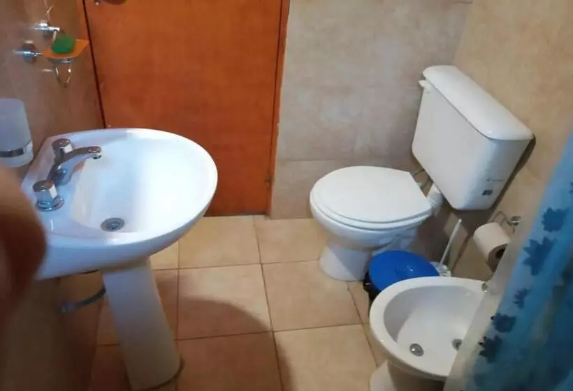 ユースホステル Cabañas Brisas Del Bosque
