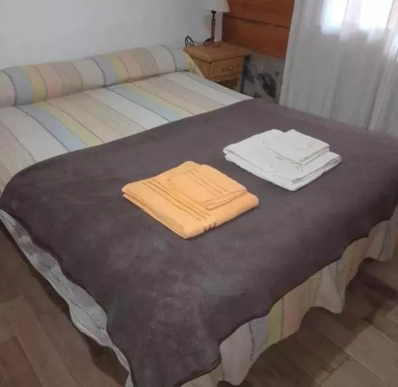 ユースホステル Cabañas Brisas Del Bosque