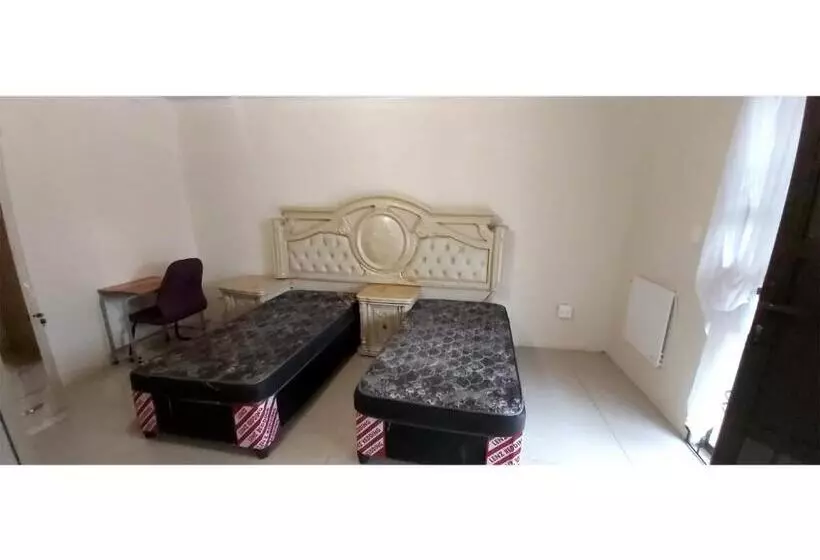 هاستل Cofutime Backpackers