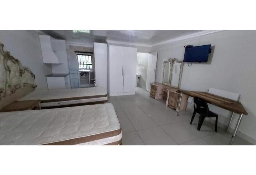 ユースホステル Cofutime Backpackers