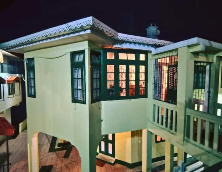 مبيت وإفطار Albion Heritage House