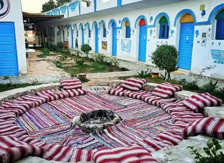 هتل Blue Bird Village