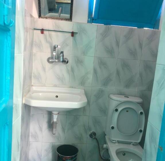 هتل Blue Bird Village