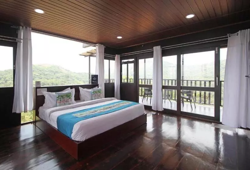 ホテル Capital O Coorg Treehouse