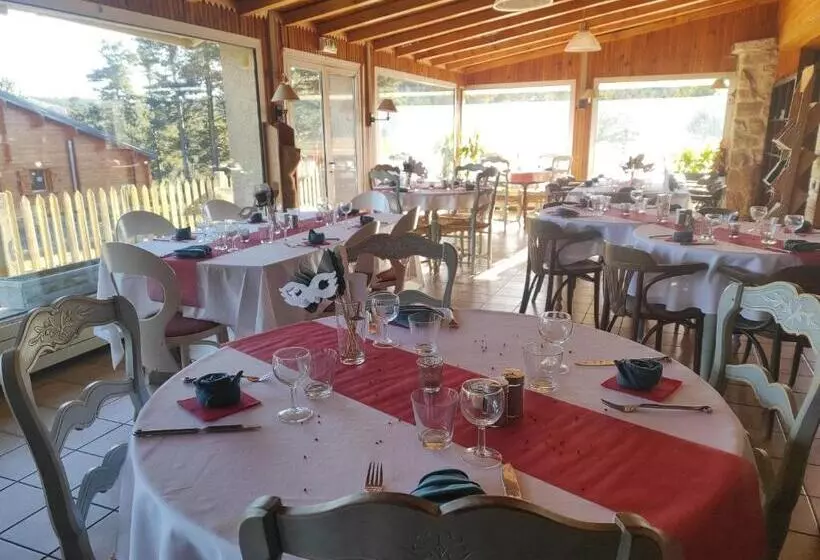 ホテル Chalet Du Mont Lozère
