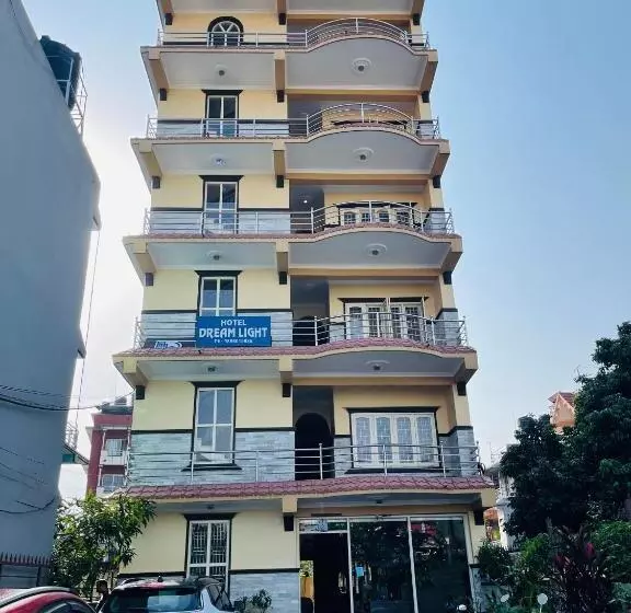 هتل Dream Light