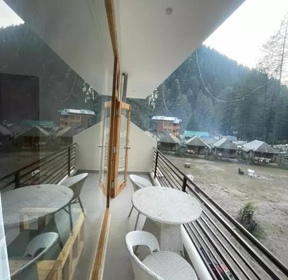 ホテル Green Park Kasol