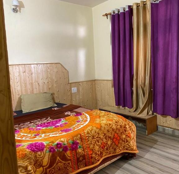 호텔 Green Park Kasol