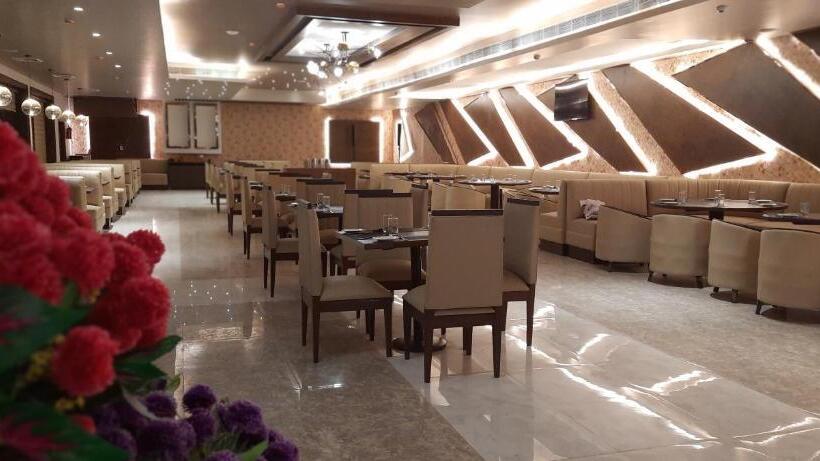 Hotel Jay Clarks Exotica