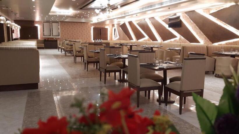 Hotel Jay Clarks Exotica