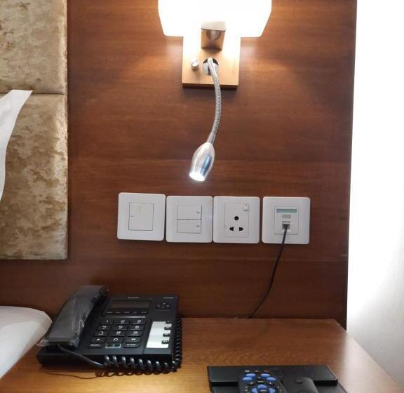 Hotel Jay Clarks Exotica