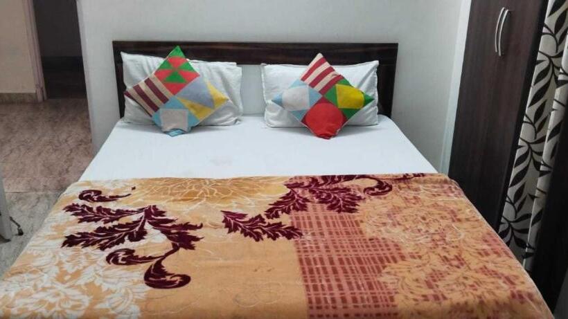 Hotel Oyo Krm Oyo Huom