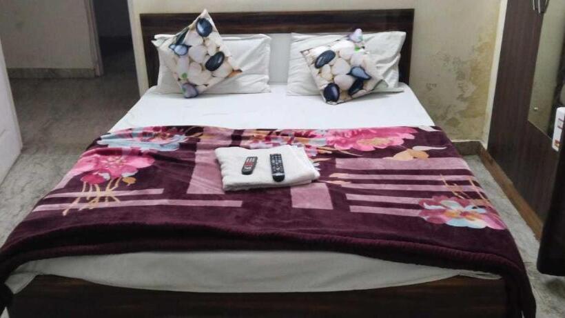 Hotel Oyo Krm Oyo Huom