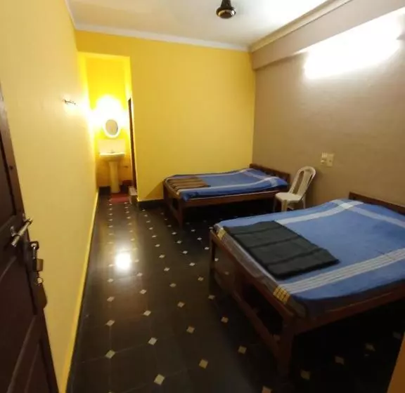 ホテル Padmambika Lodge