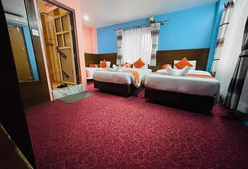 هتل Rosemary Homes Pokhara