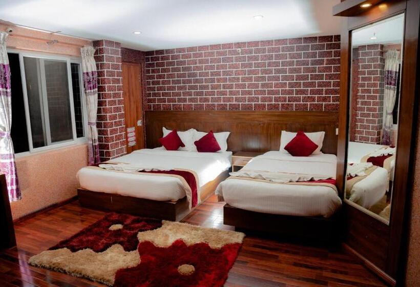 هتل Rosemary Homes Pokhara