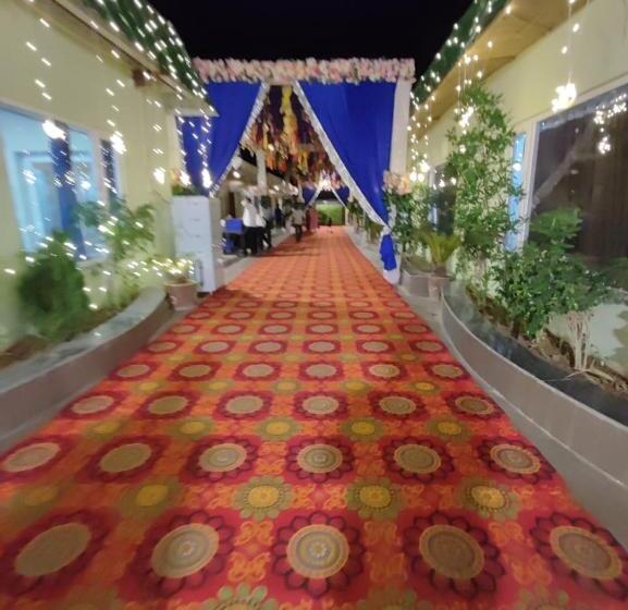 Отель Sparsh Canopy Resort