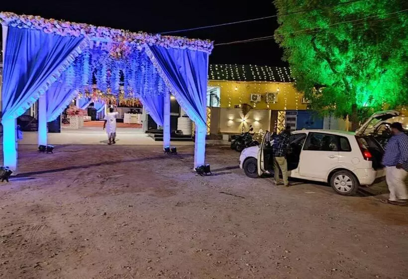 ホテル Sparsh Canopy Resort