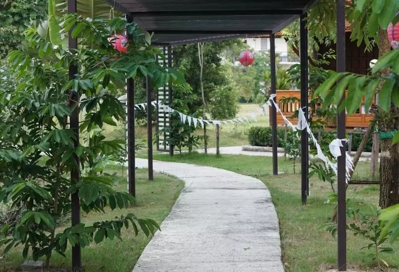 Hotelli Sripiamsuk Resort Bangkok