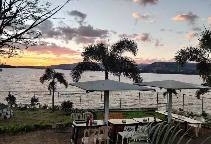 Hotelli Sunshine Resort