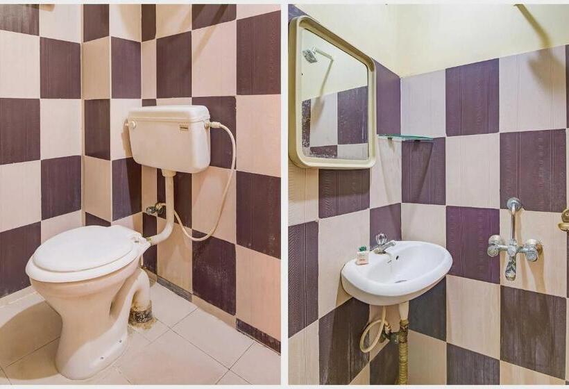 Oyo Flagship 77109 Hotel B Squre Villa