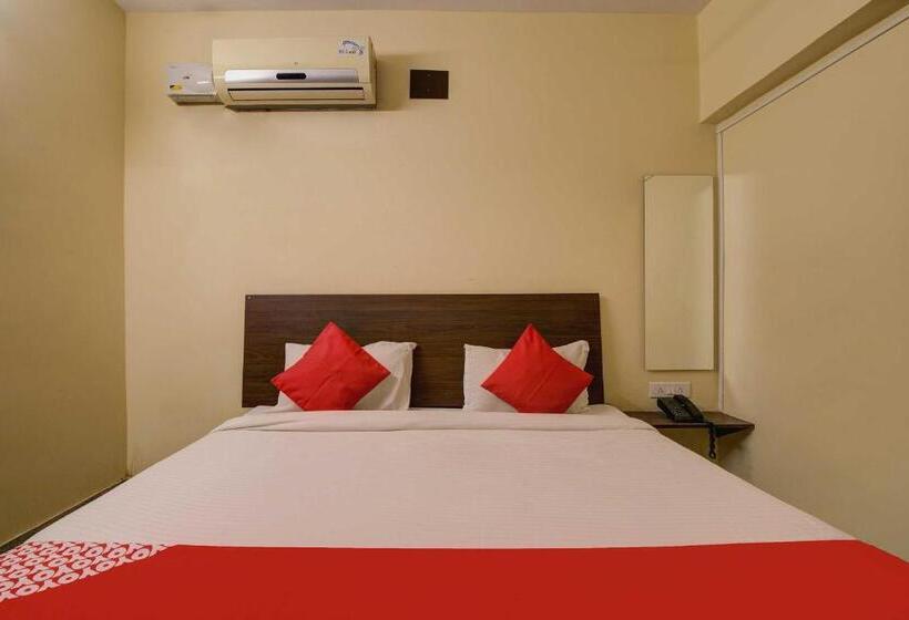 Oyo Flagship 77109 Hotel B Squre Villa